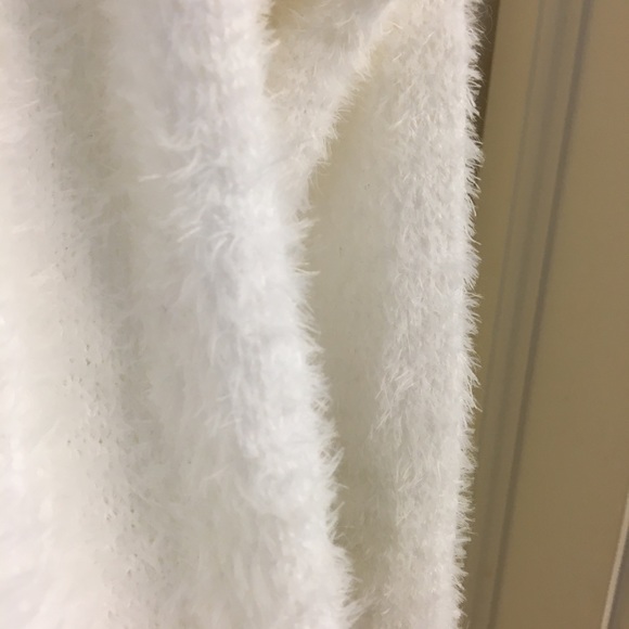 NWT Garage white fuzzy sweater - Picture 3 of 3